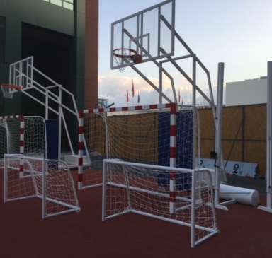 7- Dört Direkli Tekerlekli Basketbol Potası